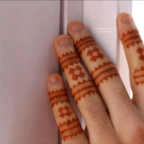40 simple and easy henna designs for beginners – Artofit