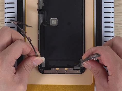 Как заменить разбитый экран iPhone 11 Pro Max успешно - машина для ...