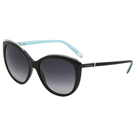 Sunglasses Gemma Arterton in Murder Mystery