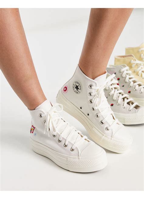 Converse Chuck Taylor Lift Hi Floral Embroidery Platform Trainers in ...