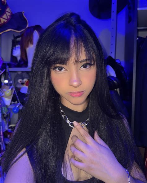 Gabrielly Souza (@gabsshin) • Instagram photos and videos