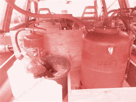 Plastic Waste in the Fuel Tank? | LOW←TECH MAGAZINE