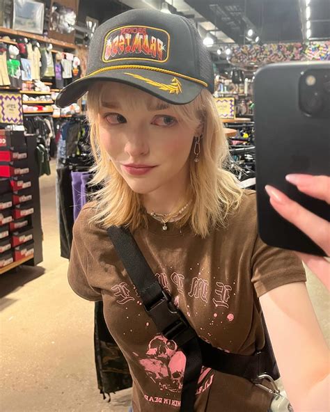 fauxre | 🍂🎂🍂 | Instagram