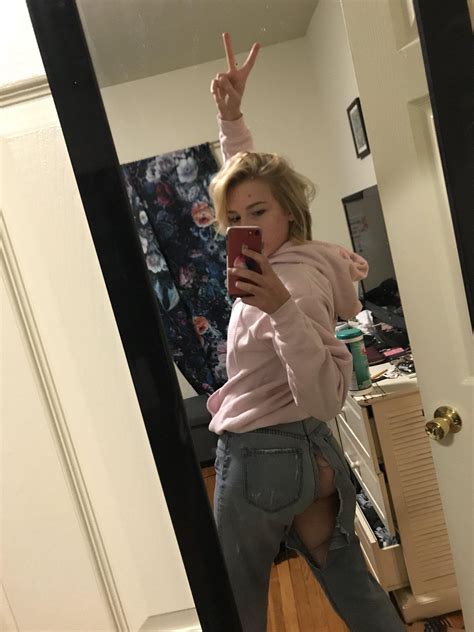 Courtney Miller : r/Celebs