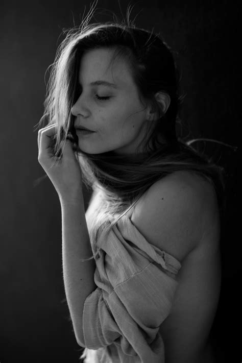 Model Lara von Känel - Heute Dessous Shooting in Esslingen beim