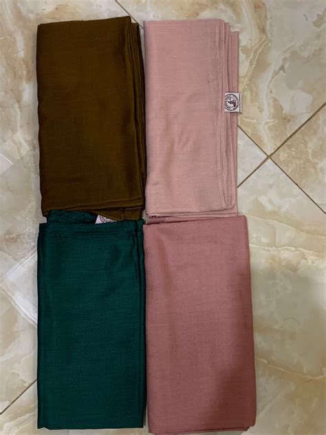 Kerudung umama, Fesyen Wanita, Muslim Fashion, Lainnya di Carousell