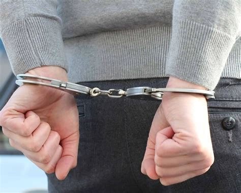 Stricter algorithm filters might soon eliminate most cocaine memes 4