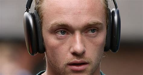 tom davies  unrecognisable   haircut