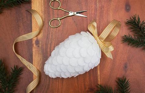 Christmas Ornaments to Sew | 61 Simple Sewing Projects