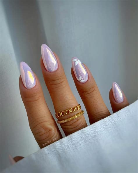 Embracing Minimal Nail Designs: 33+ Ideas of Elegant and Simple