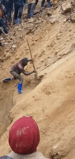 Cobalt Mines of Congo : r/WTF