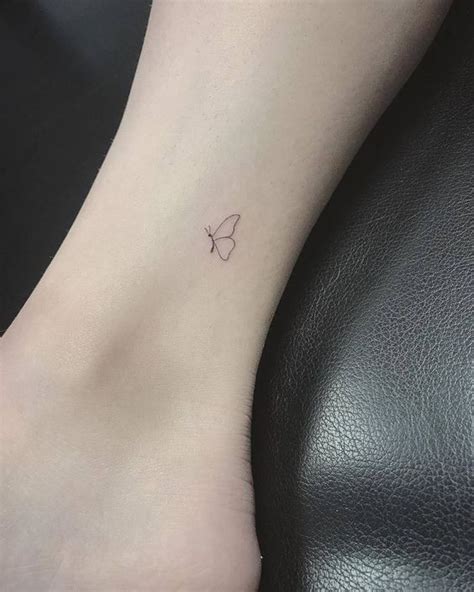 Tatuagem Borboleta Minimalista - Tatuagem de borboleta: 30 opções modernas para você apostar - Eu Total