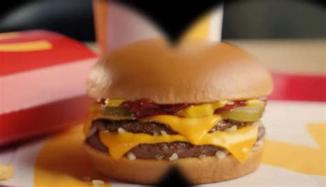 Remember Your First McDonald’s Burger? It’s Now Getting A Brand New Recipe | DoYouRemember?