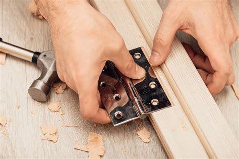 how to install hinge door