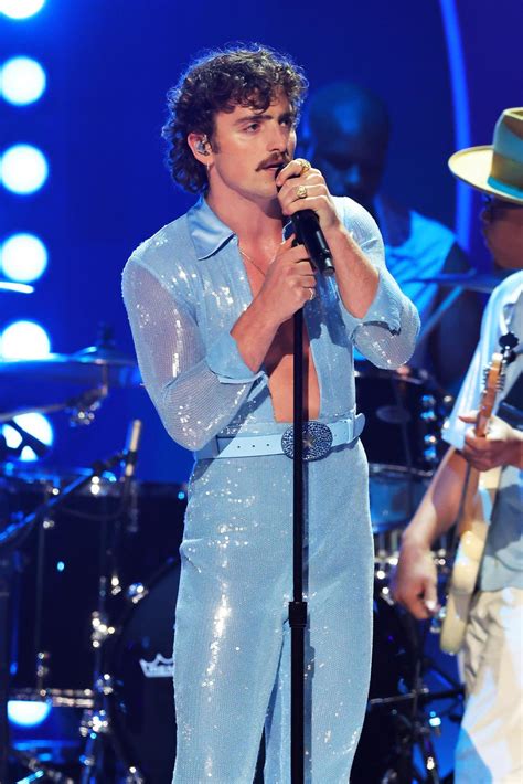 Benson Boone Apologizes for 2025 Grammys Wardrobe Malfunction After