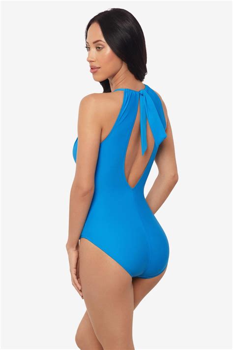 Solid Amelia One Piece Swimsuit – Miraclesuit
