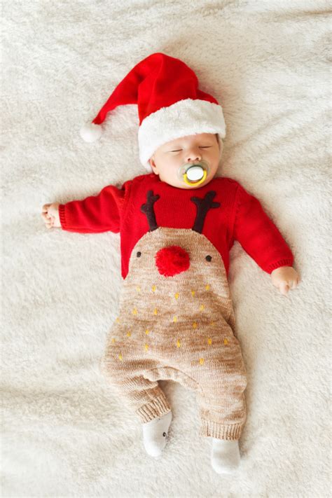 8 Festive and Adorable Baby Christmas Crafts - Messy Bun Motherhood