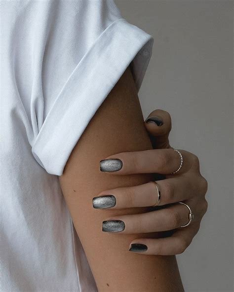 Трендовый маникюр 2021• Fashion manicure | Unghie da lavoro, Idee foto ...