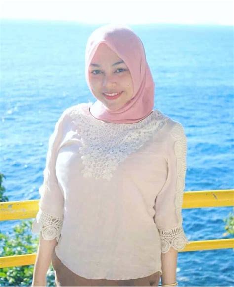 ボード「Hijab indo」のピン