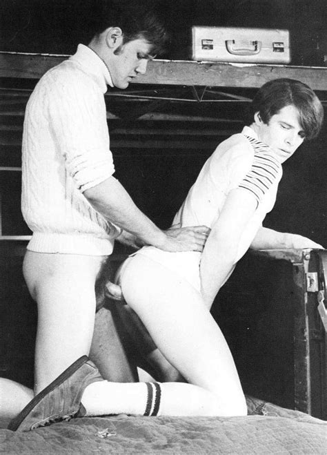 Retro gay sex - PHnix