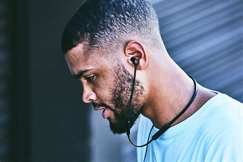 Beats by Dr. Dre Introduce New BeatsX Wireless Earphones - XXL