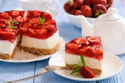 11 Best Cheesecake Toppings (Updated 2025)