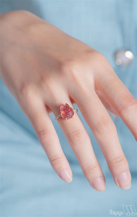 Các mẫu đá hồ ly 9 đuôi được yêu thích nhất