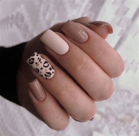 Pin by Обри Клайт on Дизайн ногтей | Square nails, Short square nails ...