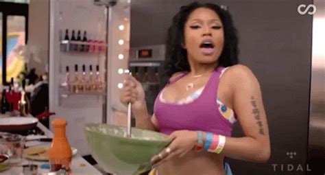 Women Share What They Think About Blowjobs (4 pics + 11 gifs