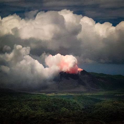 07-mount-yasur-under-moonlight | Luke Tscharke Photography