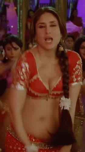 Kareena Kapoor Madmax148 GIF - Kareena Kapoor Madmax148 Sexy - Discover & Share GIFs