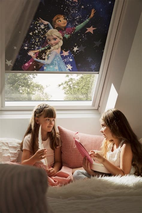 Жалюзи на мансардные окна Velux