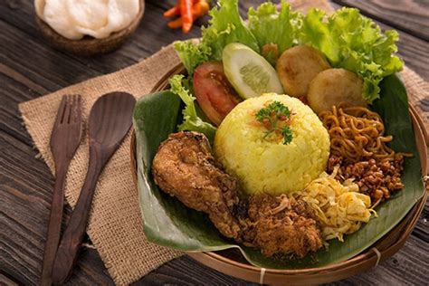 makanan khas kalimantan timur  terkenal enak