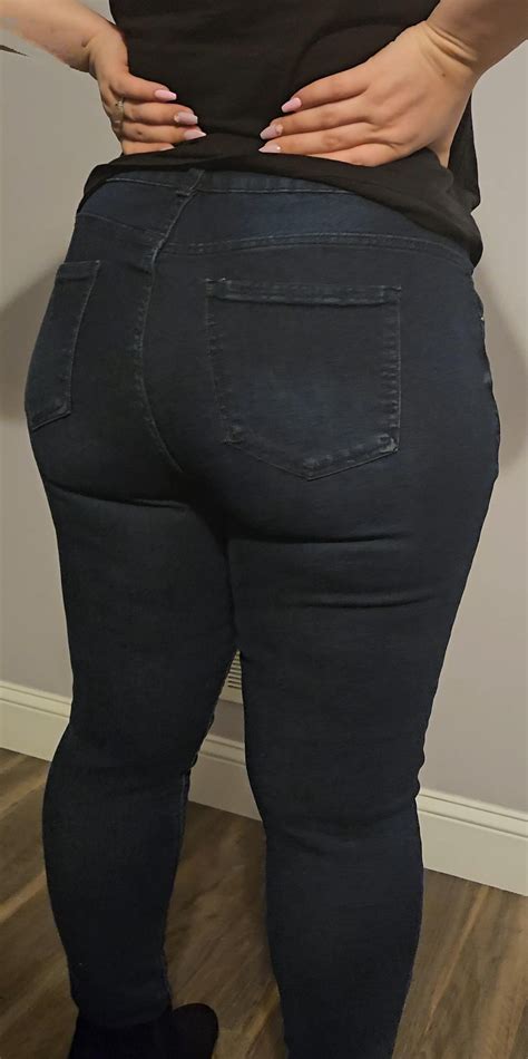 Love my new pink nails : r/builtlikeahorse