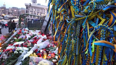 У Києві вшановують пам’ять Героїв Небесної Сотні. ФОТО, ВІДЕО - Новинарня