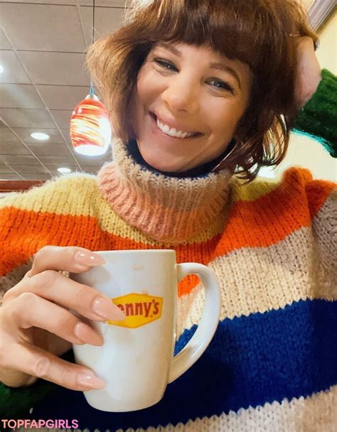 Elizabeth Welsh Elizabeth Taylor and Richard Burton - Biography