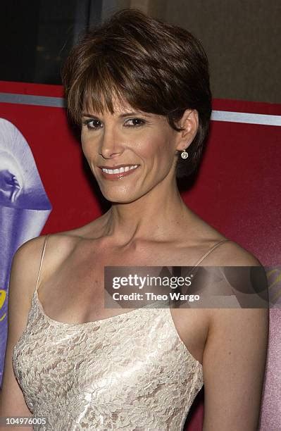 Daryn Kagan Photos and Premium High Res Pictures - Getty Images