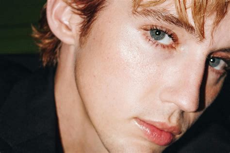 Troye Sivan Talks Beauty, Inside & Out