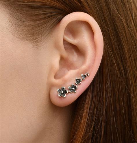 Сережки зі срібла 925 у формі квітів - Dadiverin Jewelry