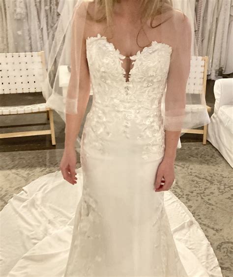 Pronovias Epico New Wedding Dress Save 30% - Stillwhite