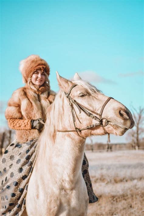 Лошадь | Лошади, Конюшня, Фотосессия