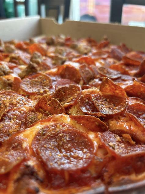 Help name the area’s best slice in pizza challenge filled with popular