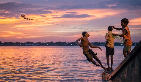 final   apoy  submit   light images amateur