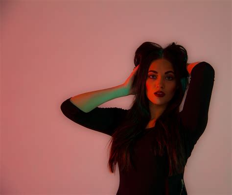 contoured colours behance