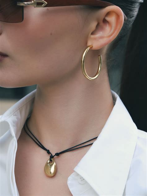 Крупные серьги-кольца круглой формы :: LICHI - Online fashion store