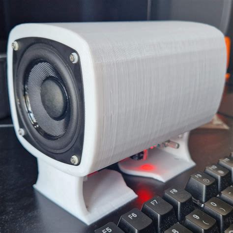 Free STL file Cylindrical mini speaker - stereo dual opposed 3 inch