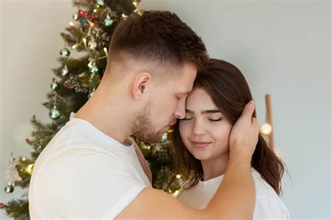 The Physical Touch Love Language (And 51 Creative Ways You Can Show It ...