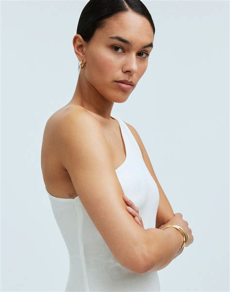 hair one shoulder dress 1