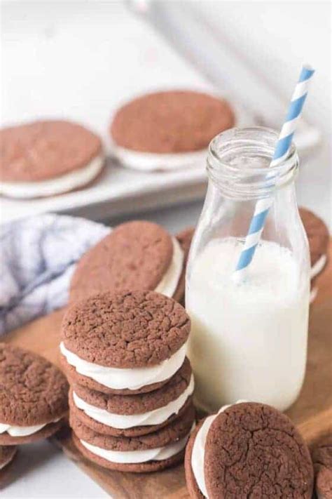 Homemade Soft Oreos from a cake mix — Bless this Mess