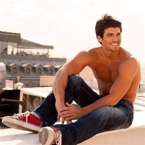 CAN YAMAN DAILY ›› ДЖАН ЯМАН | VK | Uomini bellissimi, Foto, Modelli uomini